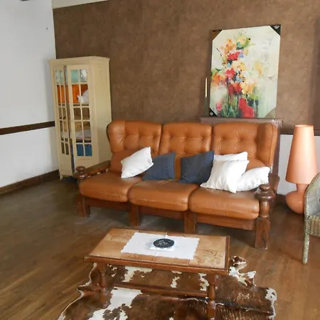 Chez Ernestine Pléguien